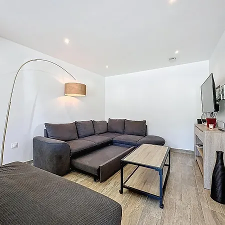 Maisonnette 49m2 à 5 Minutes De Chantilly Hébergement de vacances Vineuil-Saint-Firmin